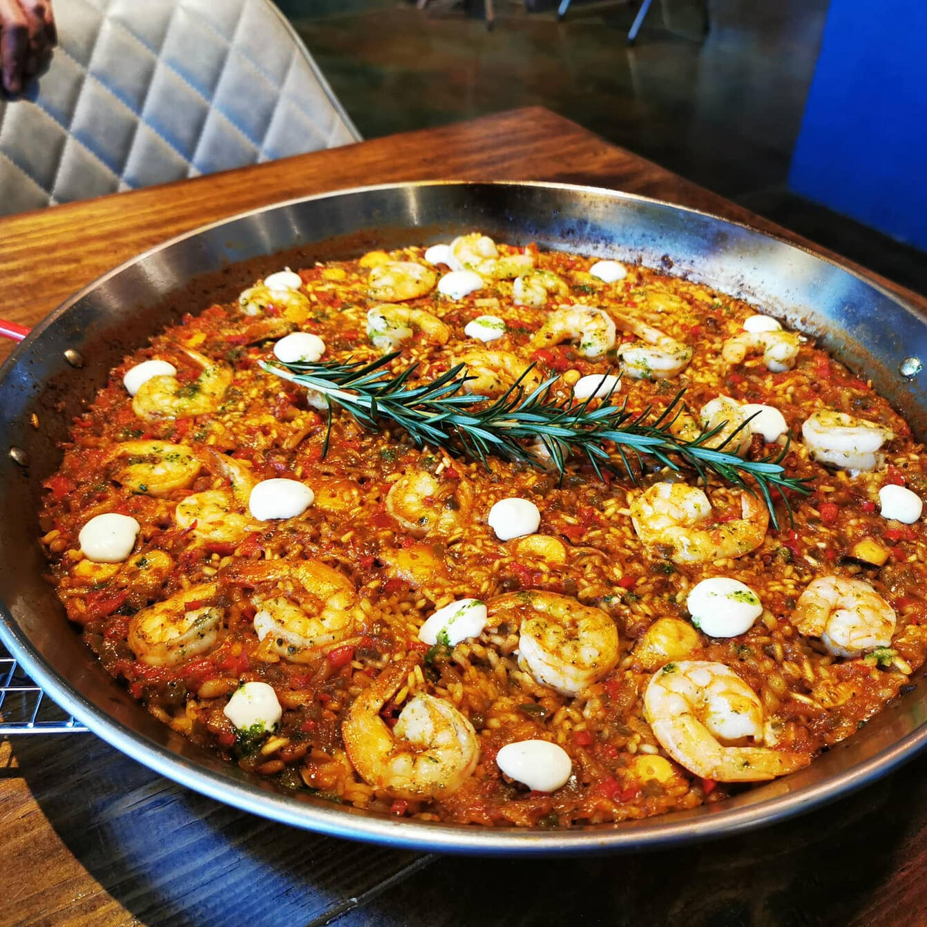 Seafood paella